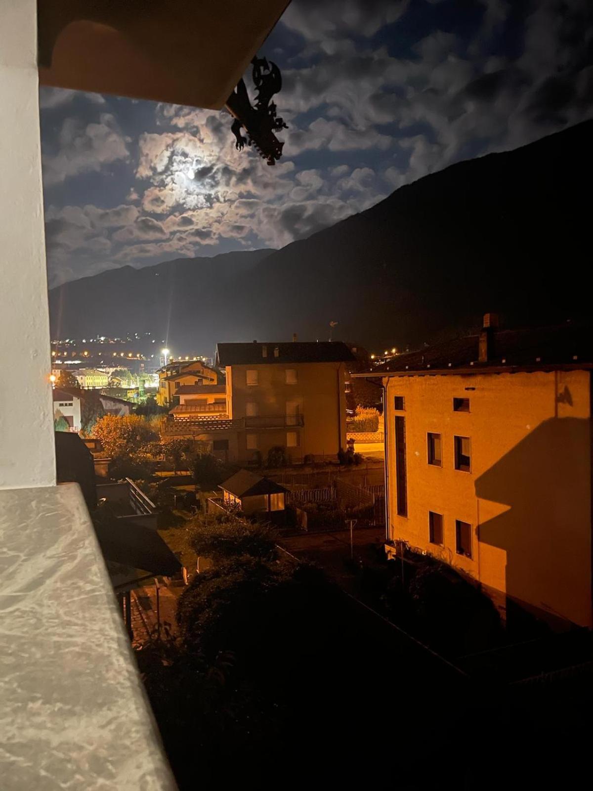 Ampio Appartamento Con Vista “Casa Magro” Tirano Kültér fotó